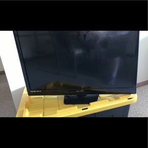 32”Emerson TV